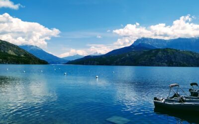Vacances sportives en famille : les meilleures activités pour petits et grands à Serre-Ponçon